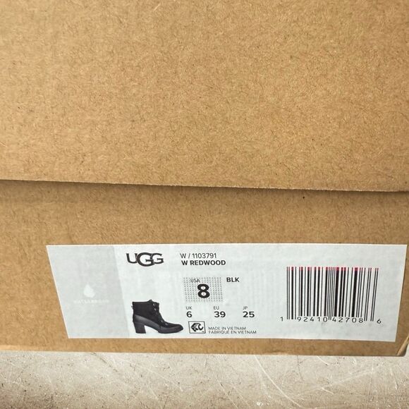 New In Box Ugg Redwood Ankle Boot Black Heeled Size 8 Suede Lace Up Waterproof - Picture 5 of 10
